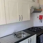Aplacetostay Central London Apartment, Zone 1 Nhg